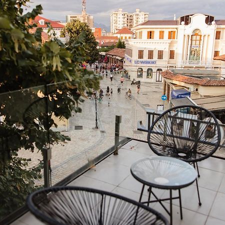 Downtown Hotel Shkoder Ngoại thất bức ảnh