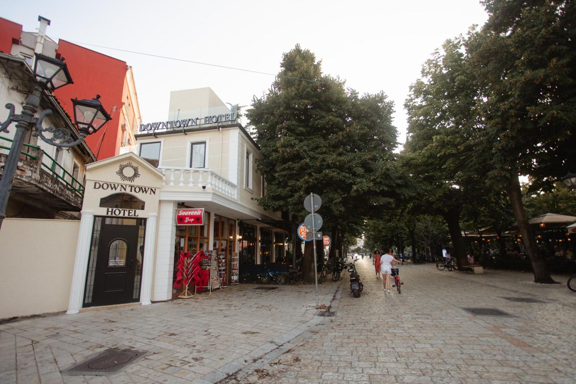 Downtown Hotel Shkoder Ngoại thất bức ảnh