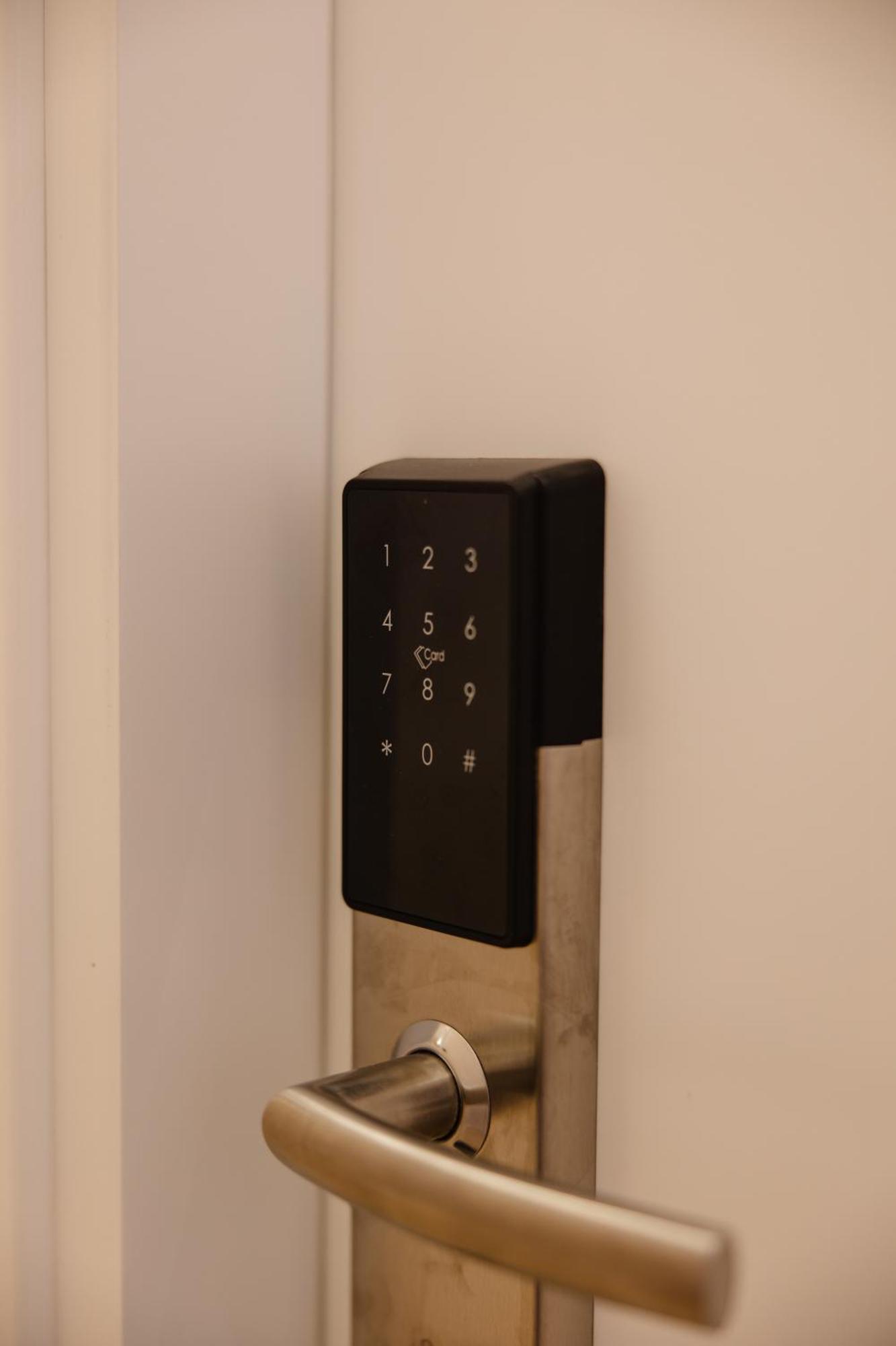 Downtown Hotel Shkoder Ngoại thất bức ảnh
