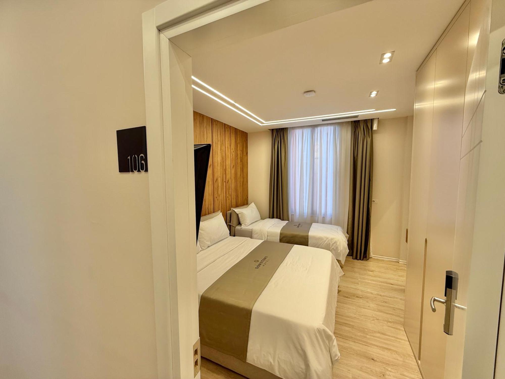 Downtown Hotel Shkoder Ngoại thất bức ảnh